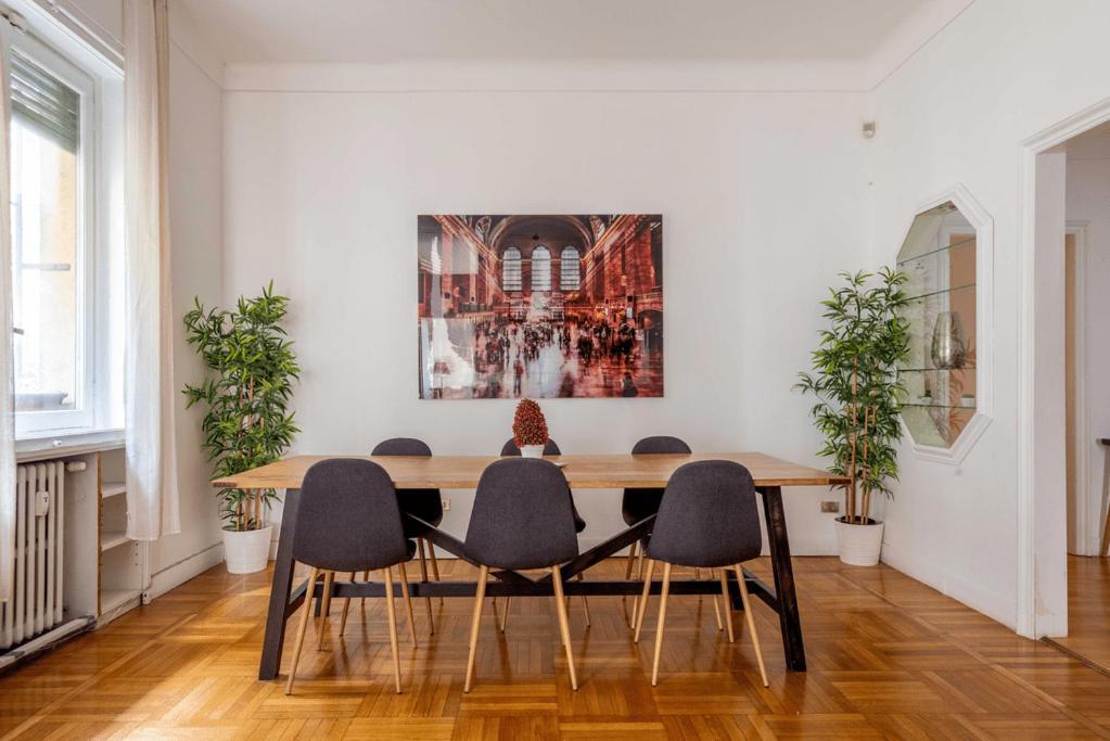 Apartment Exclusive 4 Bedrooms In Brera